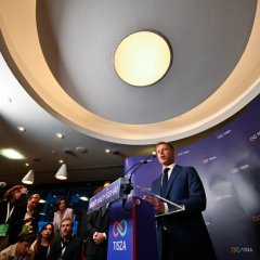 Zelensky congratulates opposition victory in Hungary