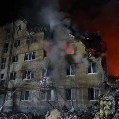 Пораненный младенец под завалами от ударов России