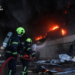 Пожар на складе в Киевской области