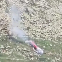 Вер helicopter упал на леднике в Швейцарии