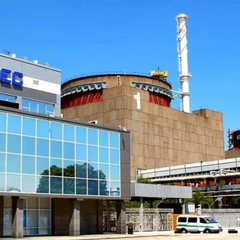 Вибухи біля ЗАЕС: дим на місці