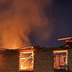 Школа і будинки в Сумах після атаки