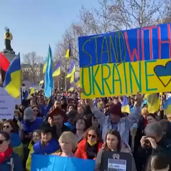 Зеленский обращается к украинцам с годовщиной вторжения РФ