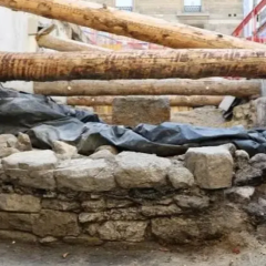 Archaeological excavations near Hotel Dieu hospital