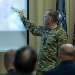 Сирський звернувся до ЗМІ та українців