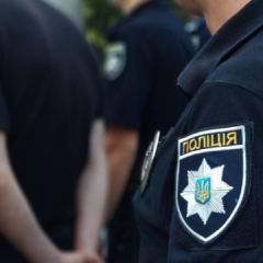 Мінімальна зарплата для поліцейських та рятувальників