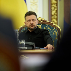 Зеленський і Трамп на переговорах