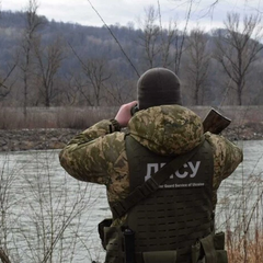 Тіла чоловіків у Тисі, лютий 2022