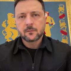 Зеленский прокомментировал массированную атаку дронов: более 400 целей и укрепление ПВО