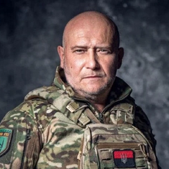 Дмитро Ярош дав настанову сину-випускнику