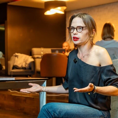 Ірена Карпа говорить про продаж книг про війну