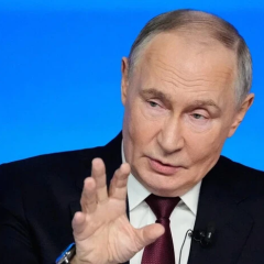 Putin signed law on property arrest