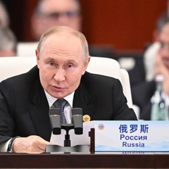 Путін та Трамп обговорюють Україну