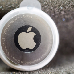 Пристрій Apple AirTag для пошуку речей