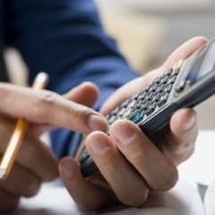 Долар та ціни: як зміняться