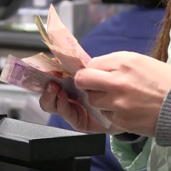 Розподіл пенсій та соцдопомоги в Україні