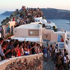 Туристи скаржаться на гарячий відпочинок у Греції