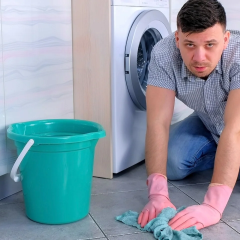 Water leaks from washing machine