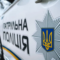 Осколки недвижимости после взрыва в полицейском отделении