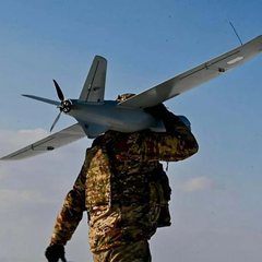 Зеленский объясняет сделку с США