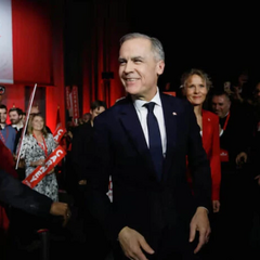 Трамп зображений під час прес-конференції