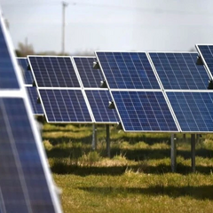 Сонячна електростанція в зоні Чорнобиля