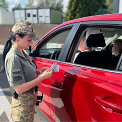 Работники оформляют отпуск за границу