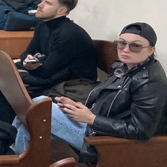 Співачку бачили на суді Медведчука