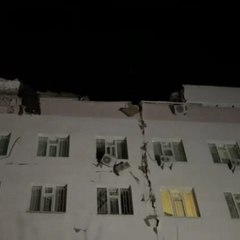 Пошкоджена лікарня після атаки росіян