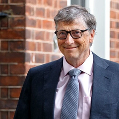 Білл Гейтс роздає своє багатство