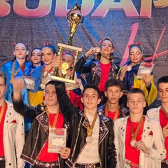 Сборная Украины в исполнении рок-н-ролла