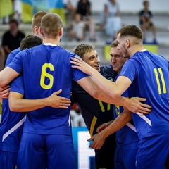 Украина выиграла важный матч на Евро-2026 U22 по волейболу