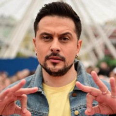 Ведучий 'Караоке на Майдані' після операції