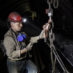 Открытка с поздравлением для шахтёра