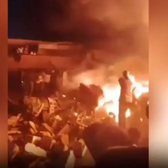 Літак врізався в будинок: жертви