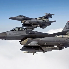 Воздушная иллюстрация военного самолета F-16