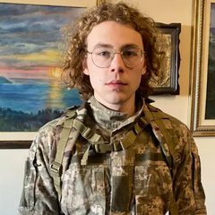 Сын Степана Хмары в форме военного