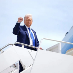 Самолет Трампа опасно приблизился к пассажирскому рейсу