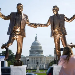 Statue of Trump and Epstein near the Capitol