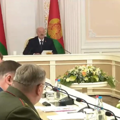 Альтернативный текст для изображения: Лукашенко готовит новую программу вооружения и угрожает ракетой Орешник