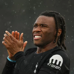 Футболіст Тоттенгему погрожували пістолетом