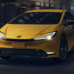 Українські водії обирають гібридні авто