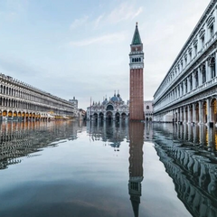 Каналы в Венеции приливая