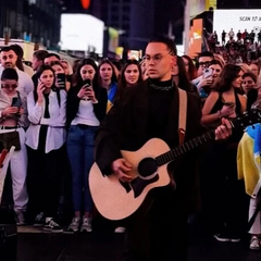 Артем Пивоваров на выступлении в США