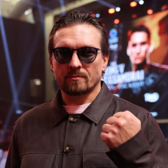Usyk congratulates on Christmas