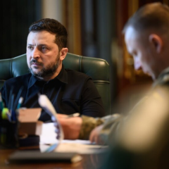 Zelensky and von der Leyen discuss funding for Ukraine's defense