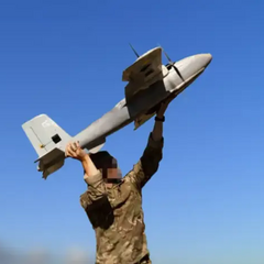 Украинские ВСУ дроны на фоне неба