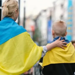 Зображення біженців, що перетинають кордон ЄС
