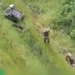 Ukrainian military with ground robots