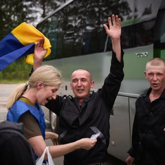 303 украинца возвращаются из плена